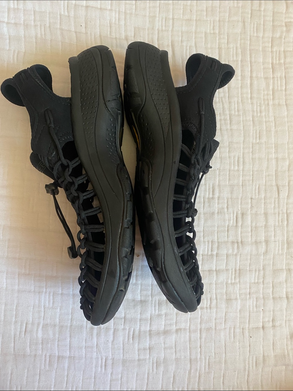 KEEN Black Woven Lace-Up Sandals - Picture 3 of 7